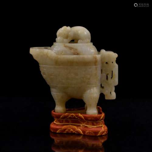 19TH C CHINESE JADE LIDDED LIBATION CUP ON STAND