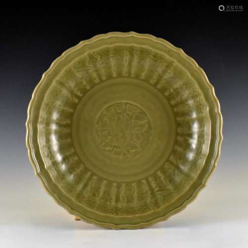 CARVED PEONY LONGQUAN CELADON BARBED-RIM CHARGER