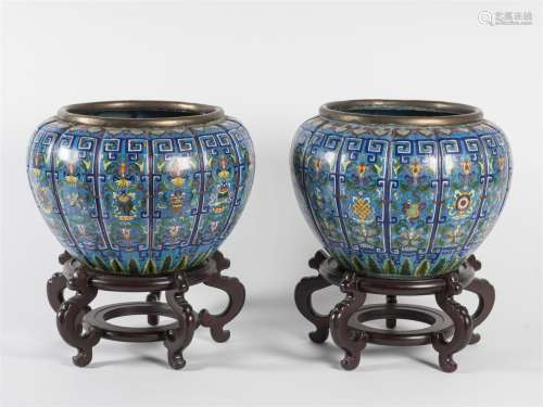 Paire de cache pot en bronze cloisonné CHINE,…