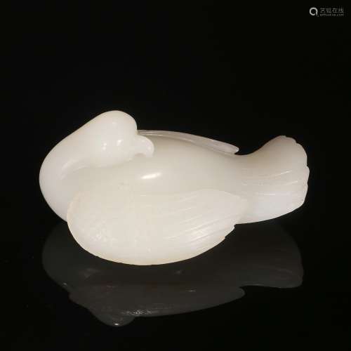CHINESE WHITE JADE CARVED PIGEON
