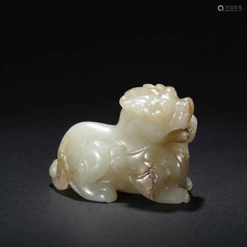 CHINESE ARCHAIC JADE BEAST