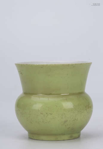 A Chinese Green Glazed Porcelain Jar