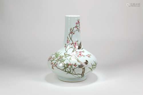 A Chinese Famille Rose Porcelain Vase