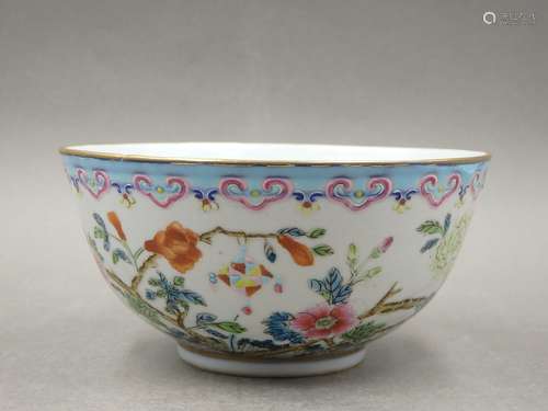 A Chinese Famille Rose Porcelain Bowl