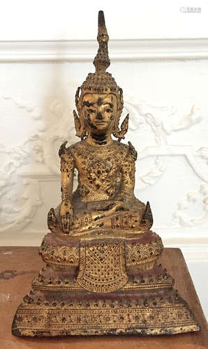 THAILANDE Bouddha en bronze doré et laqué. XIXème siècle Haut : 20 cm