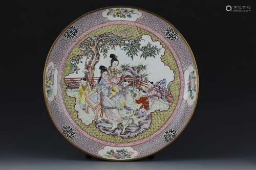 A large Chinese cloisonne plate dipcting ladies and child, Yongzheng period