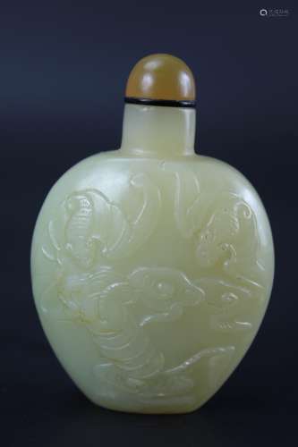 White jade snuffle carvings of Blessing and hapiness from Qing dynasty