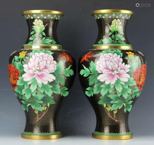 A Pair of large Chinese cloisonne enamel vase