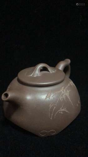 CHINESE YIXING TEAPOT