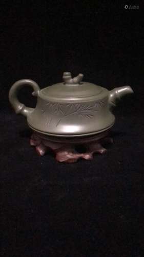 CHINESE YIXING TEAPOT