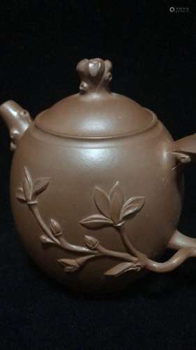 CHINESE YIXING TEAPOT