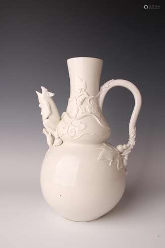 WHITE GLAZED GOURD BOTTLE