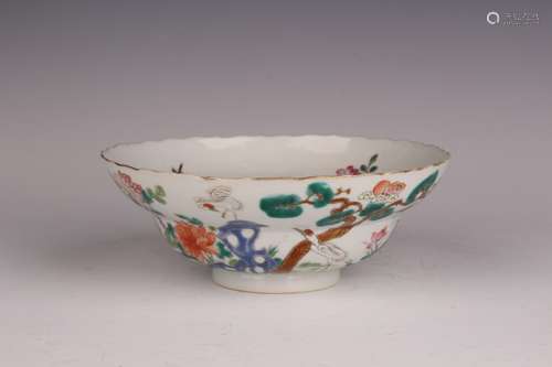 FAMILLE ROSE GILT BOWL