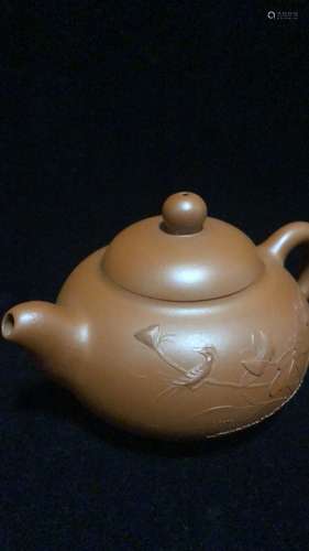 CHINESE YIXING TEAPOT