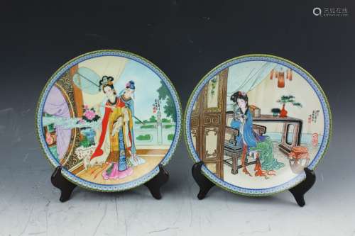 12 Porcelain plates depicting characters from  Dream of the Red Chamber