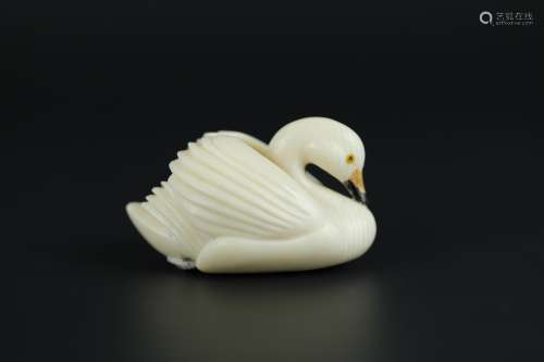 Vintage Netsuke carving of a swan
