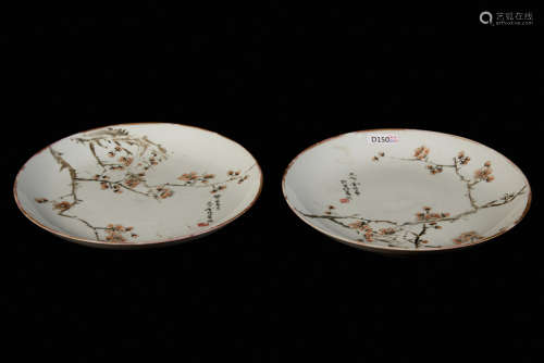 A pair of Light colorful porcelain plate