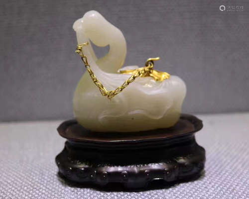 LIAO DYNASTY HETIAN JADE SWAN FIGURE