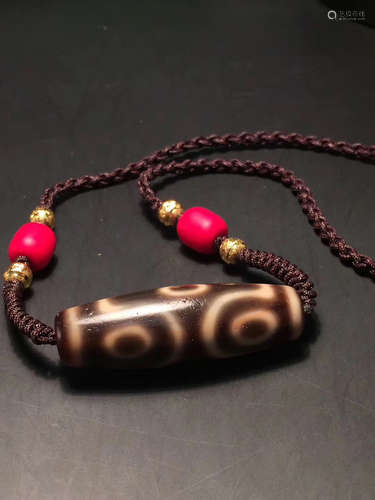 OLD DZI BEADS