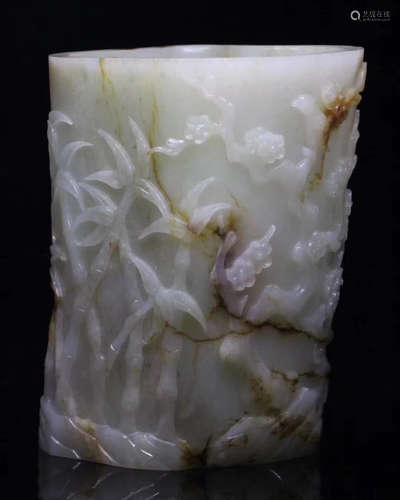 HETIAN JADE PEN HOLDER WITH BIRD AND FLOWER DESIGN