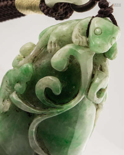 GREEN JADE CARVED WITH CHAYOTE
