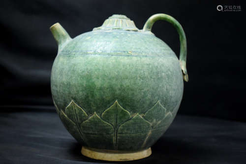 GREEN GLAZED GLOBULAR 'LOTUS' EWER