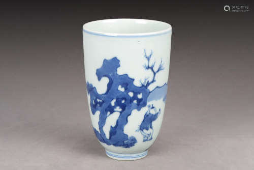 BLUE AND WHITE 'CHILDREN' TALL CUP