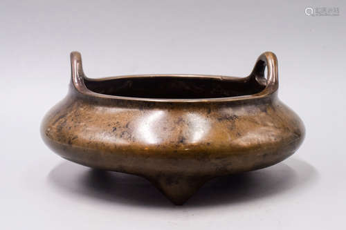 BRONZE CAST TRIPOD CENSER WITH HANDLES