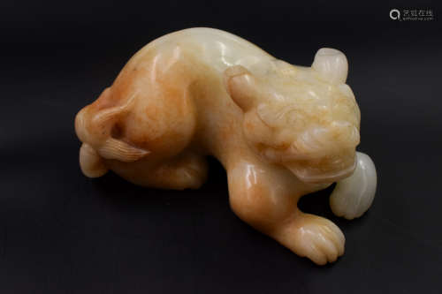 JADE CARVED 'MYTHICAL BEASTS' FIGURE