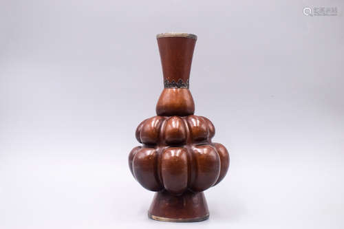 GOURD MOULDED VASE