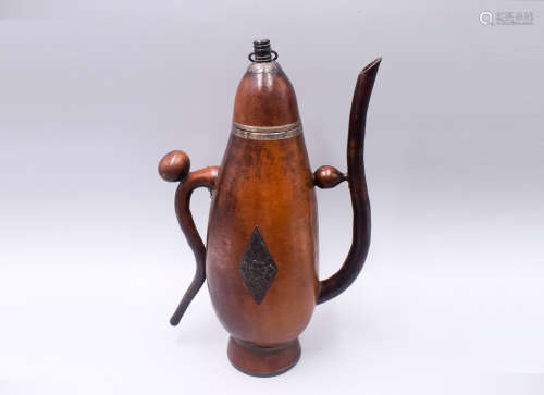GOURD MOULDED TALL EWER