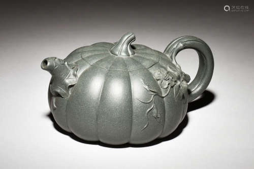 YIXING ZISHA 'PUMPKIN' TEAPOT