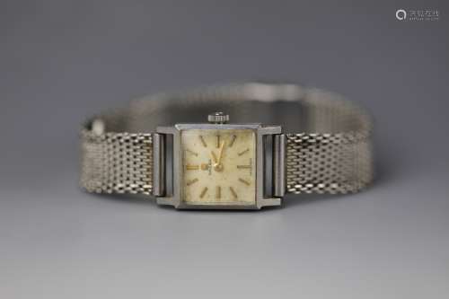 Vintage Omega watch with crystal, stainless steel case and band. Good movements