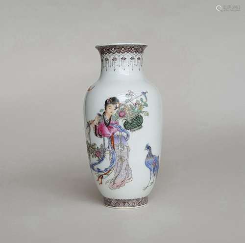 Chinese Famille Rose Porcelain Vase