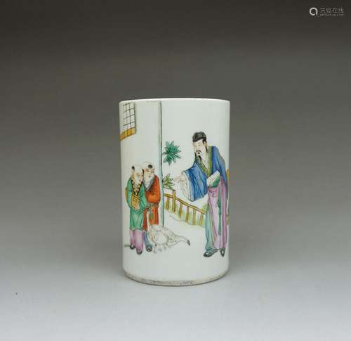 Antique Chinese Porcelain Famille Rose Brush Pot