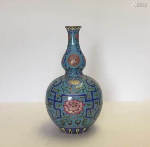 Chinese Famille Rose Porcelain Vase