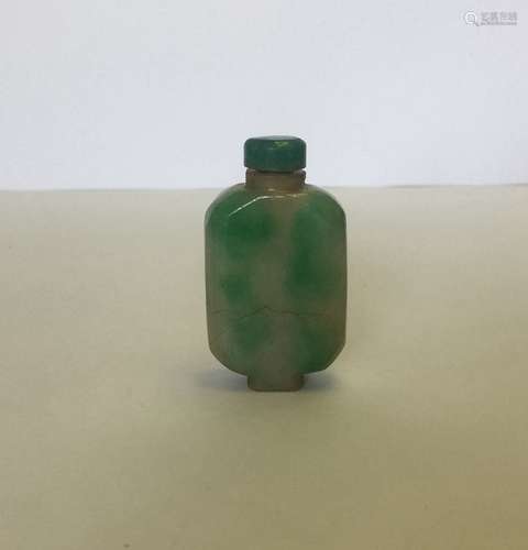 Chinese Carved Jadeite Snuff Bottle