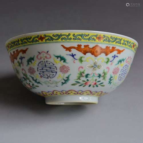Large Chinese Porcelain Famille Rose Bowl Xuangtong Mark