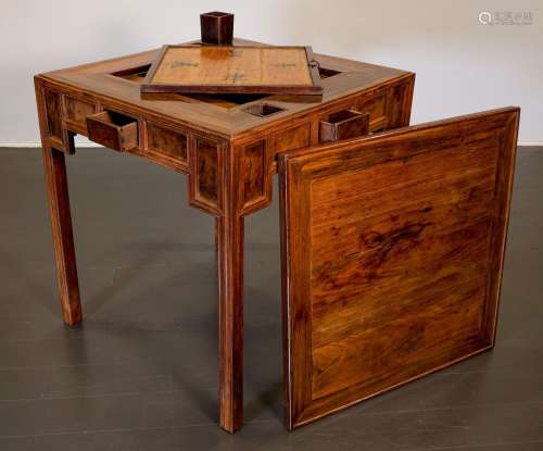 Game table - China, Shanxì Province - 19° century