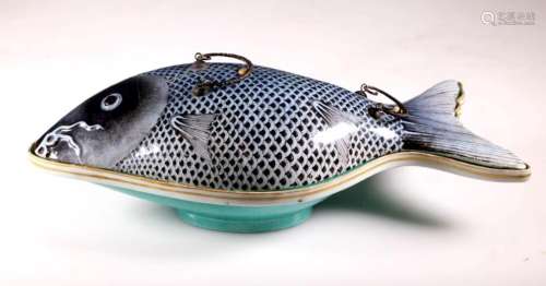 Rare 19th C Chinese Porcelain Carp Tureen