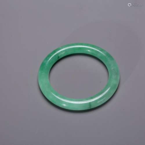 Chinese Translucent Green Jadeite Bangle
