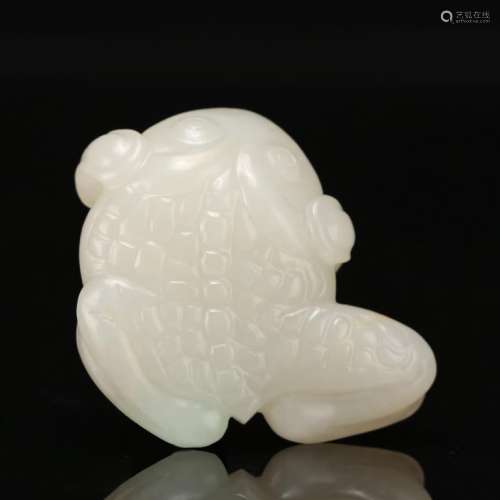 Chinese Carved White Jade Frog Pendant
