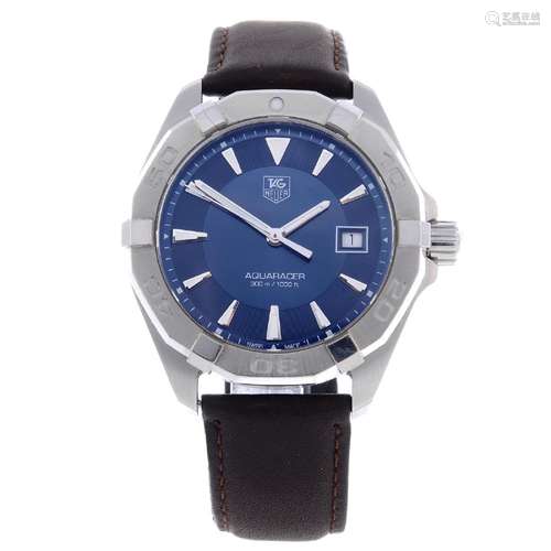 TAG HEUER - a gentleman's Aquaracer wrist watch.