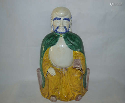 A SUSANCAI BUDDHA FIGURE PENDANT