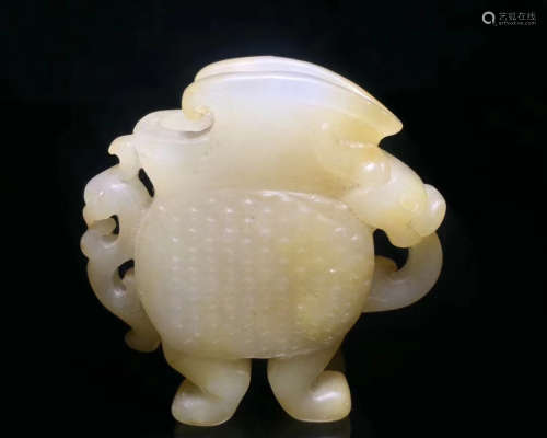 A HETIAN WHITE JADE CARVED CUP