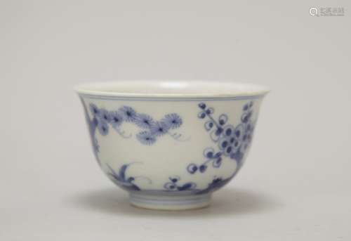 Chinese Blue/White Porcelain Small Cup
