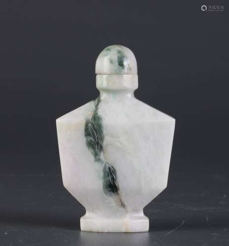 Chinese Jadeite Snuff Bottle