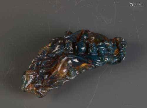 Chinese Carved Amber of Two Dragon and a Ball