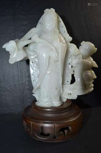 Antique Chinese Carved Jadeite Statue Of Kwan-yin