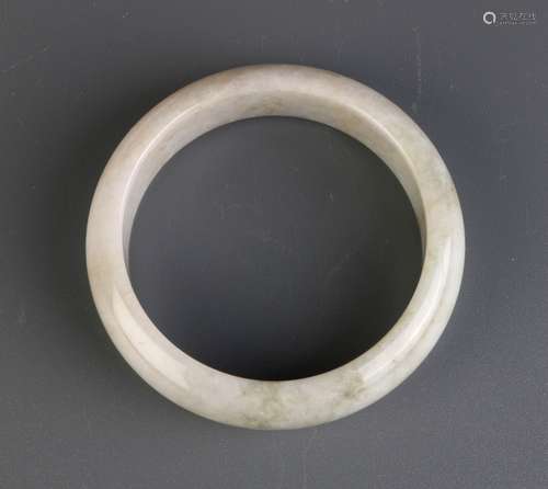 Chinese Jadeite Bangle